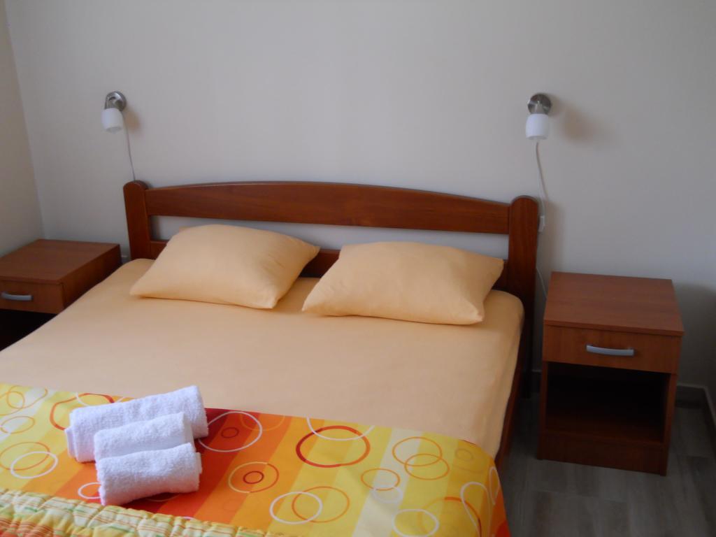 Apartments Mira 티바트 외부 사진