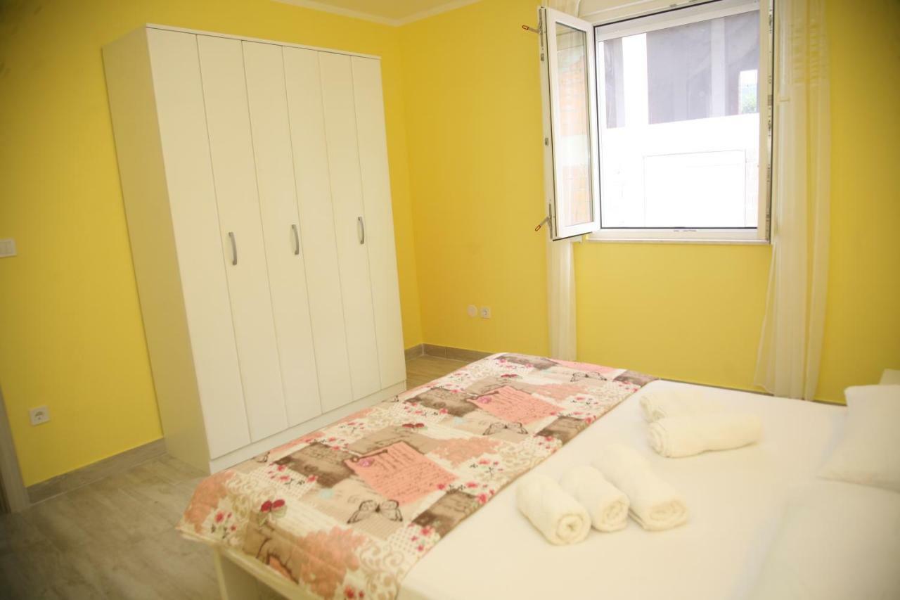 Apartments Mira 티바트 외부 사진