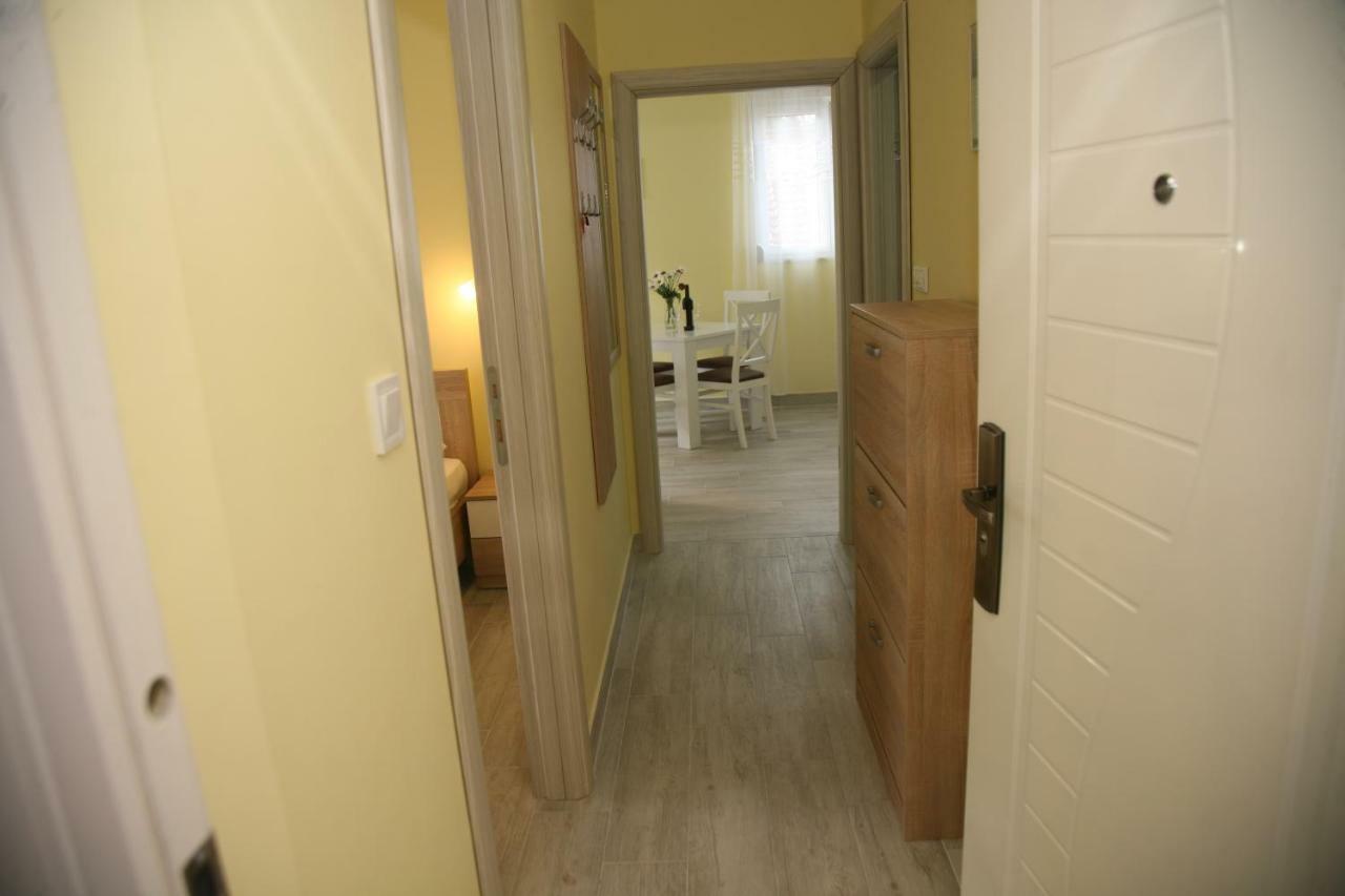 Apartments Mira 티바트 외부 사진